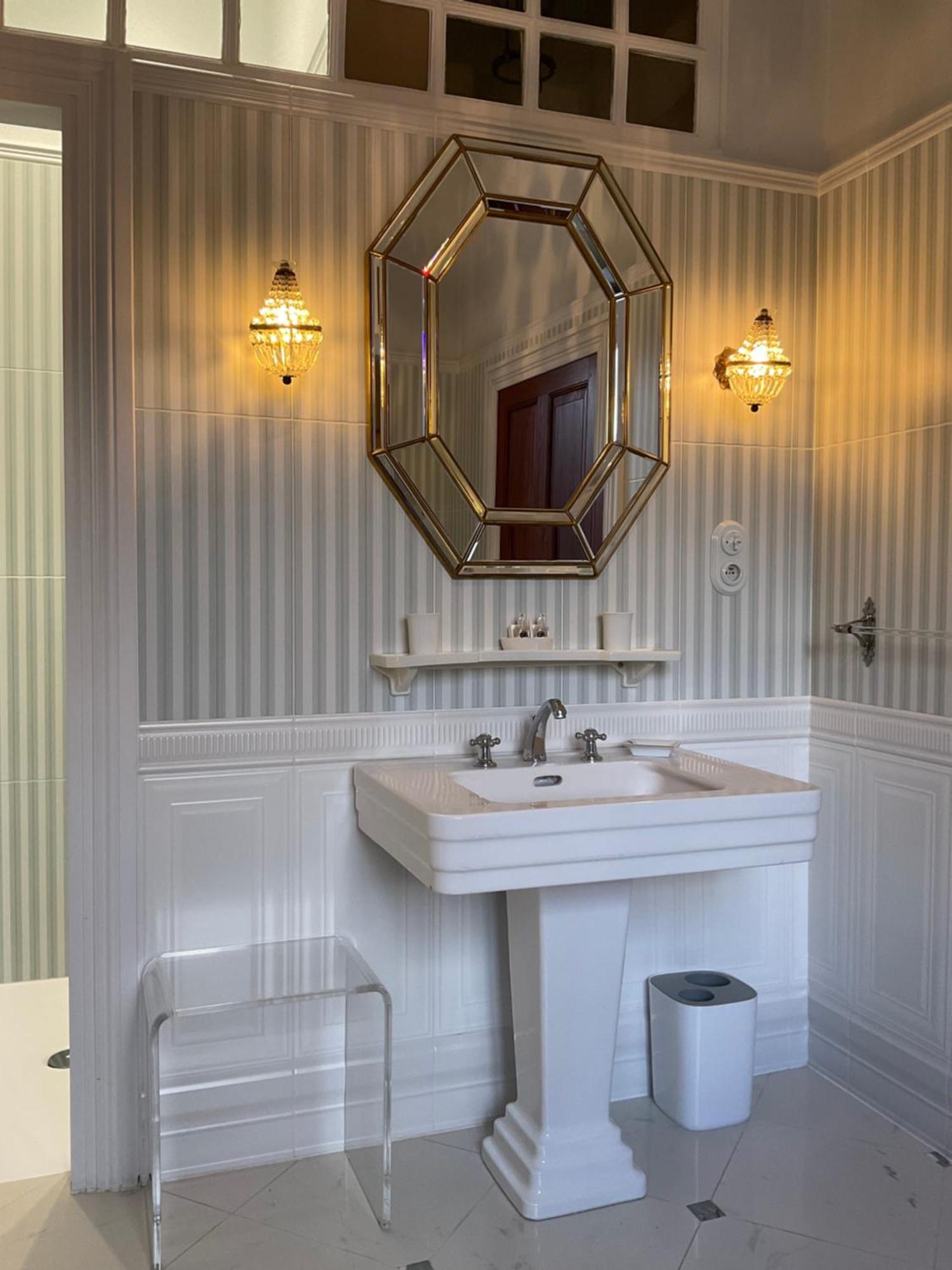 Le Logis D'Equilly Bed & Breakfast Bagian luar foto