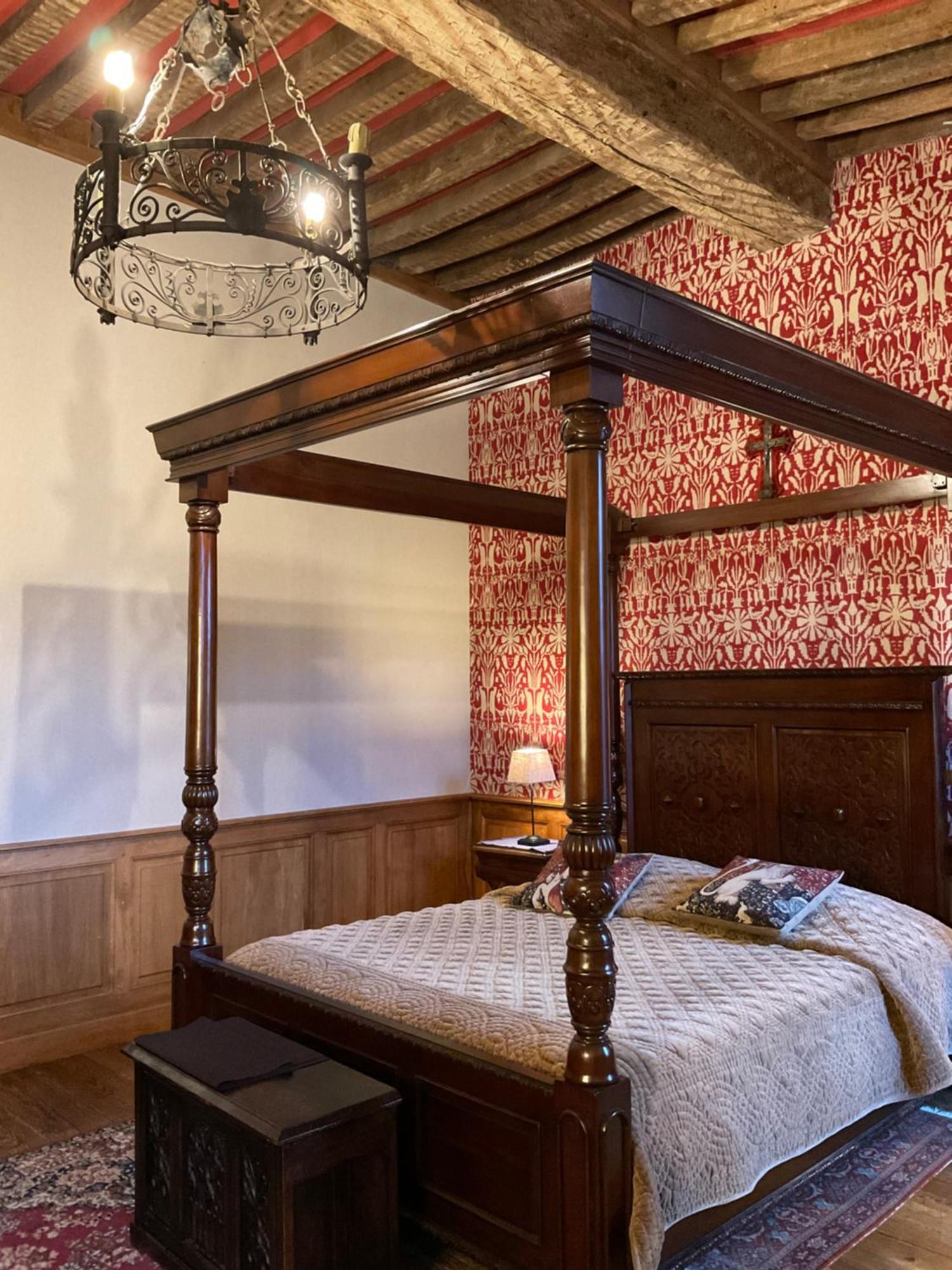 Le Logis D'Equilly Bed & Breakfast Bagian luar foto